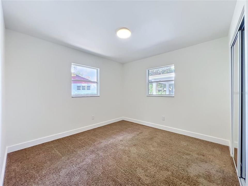 For Sale: $450,000 (4 beds, 2 baths, 1882 Square Feet)