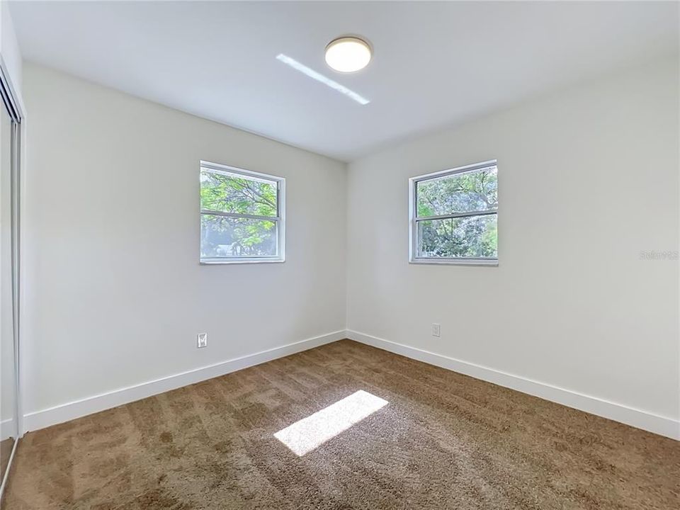 For Sale: $450,000 (4 beds, 2 baths, 1882 Square Feet)