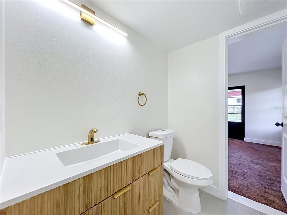 For Sale: $450,000 (4 beds, 2 baths, 1882 Square Feet)