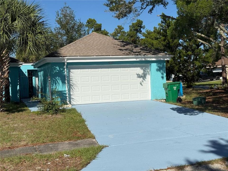 Recently Rented: $1,800 (2 beds, 2 baths, 1000 Square Feet)