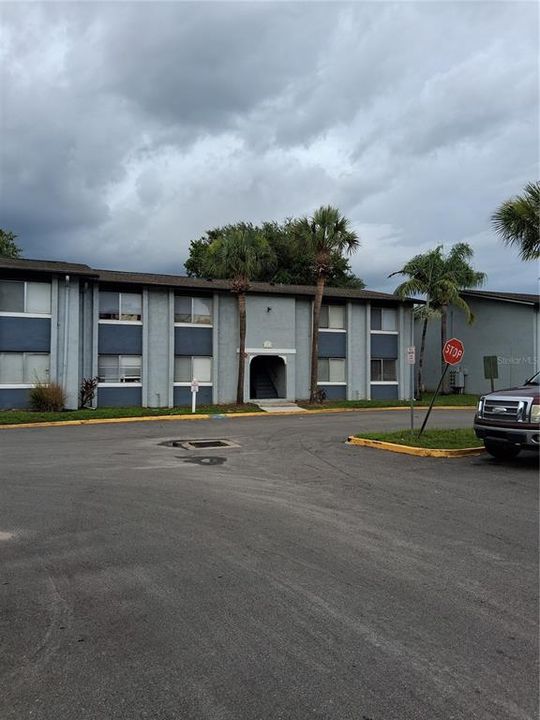 For Rent: $1,450 (2 beds, 2 baths, 976 Square Feet)