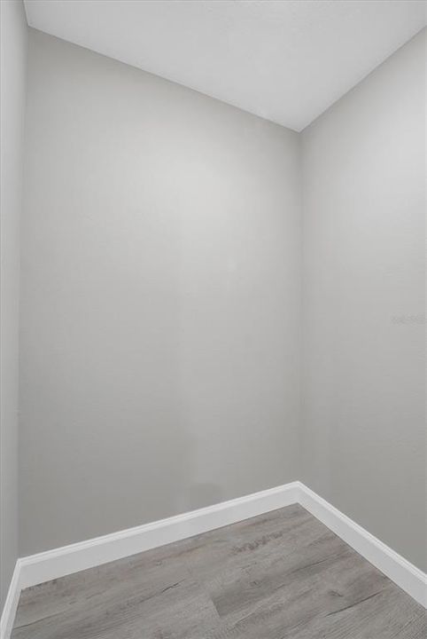 For Sale: $159,900 (3 beds, 3 baths, 912 Square Feet)