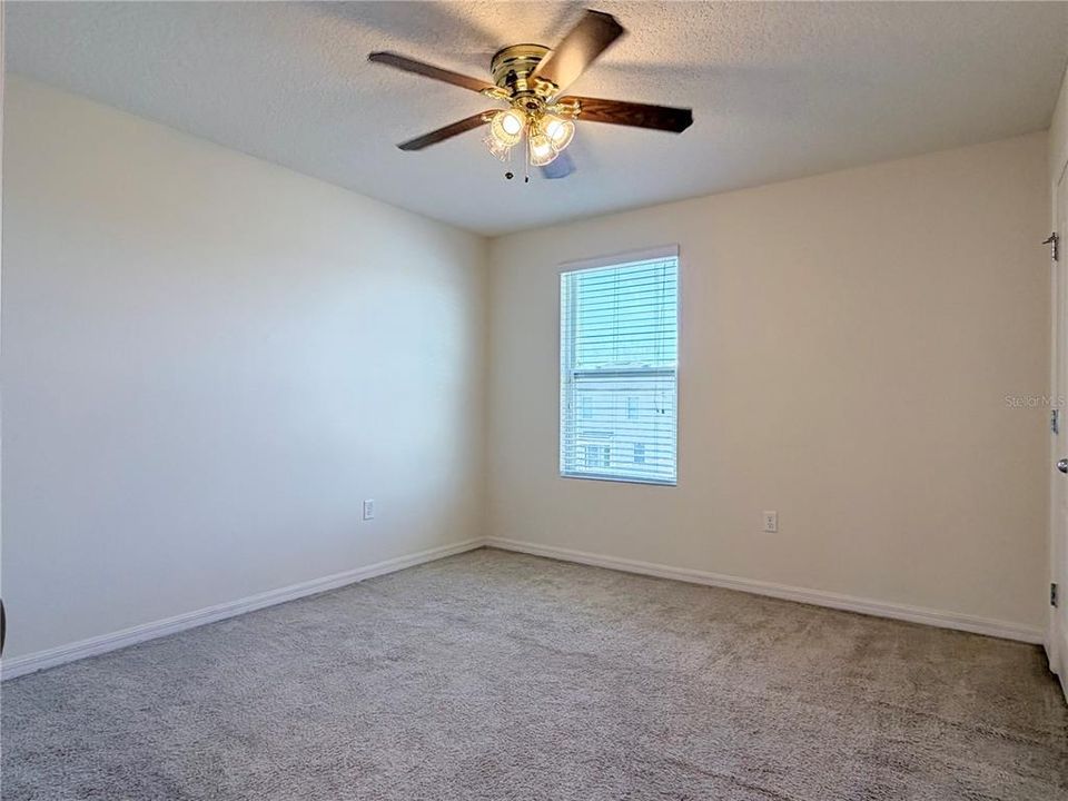 For Rent: $2,700 (5 beds, 3 baths, 2696 Square Feet)