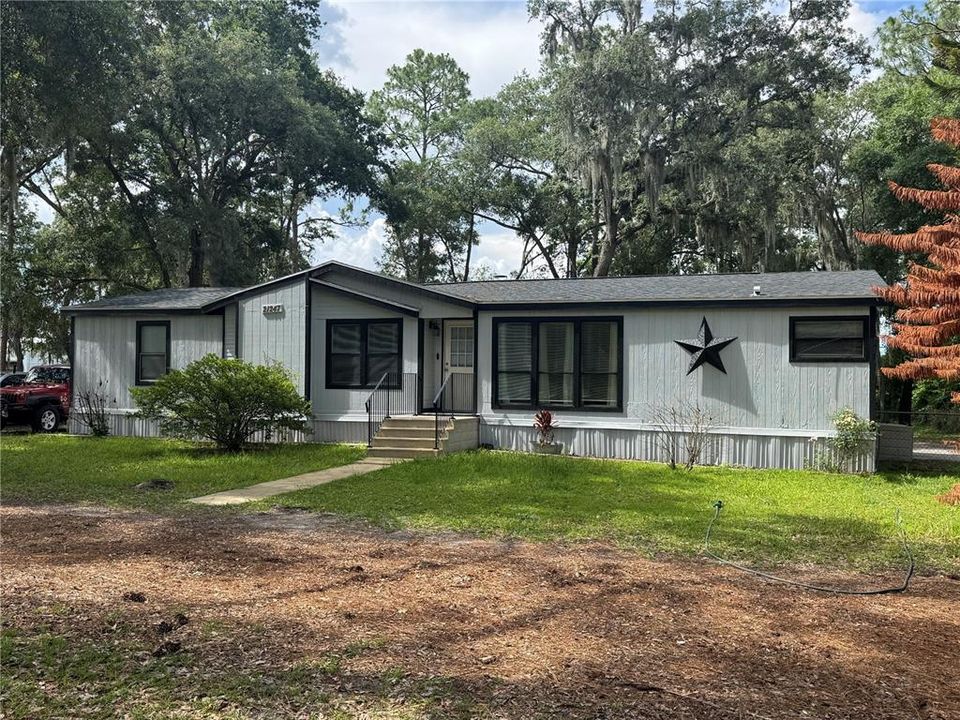 For Sale: $280,000 (3 beds, 2 baths, 1416 Square Feet)