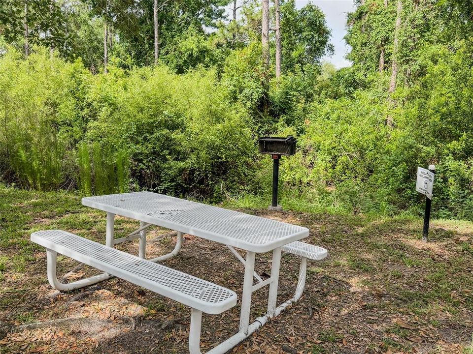 For Rent: $1,750 (2 beds, 2 baths, 1076 Square Feet)