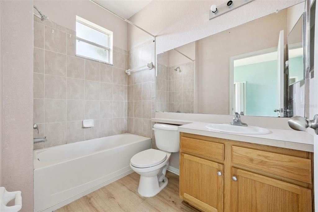 For Rent: $2,500 (4 beds, 3 baths, 1861 Square Feet)