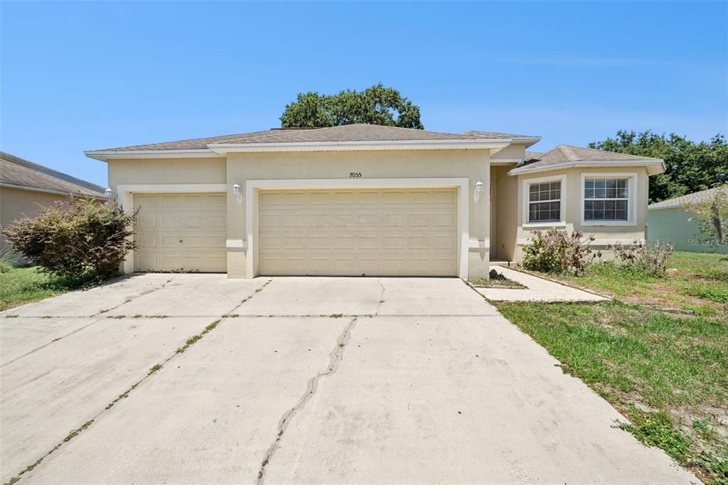 For Rent: $2,500 (4 beds, 3 baths, 1861 Square Feet)