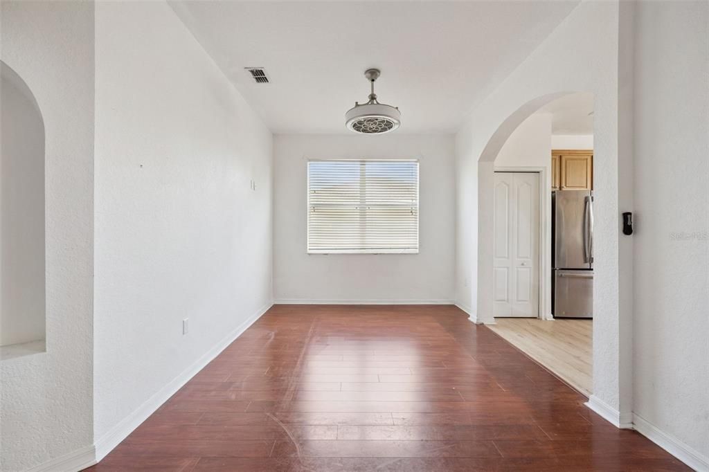 For Rent: $2,500 (4 beds, 3 baths, 1861 Square Feet)