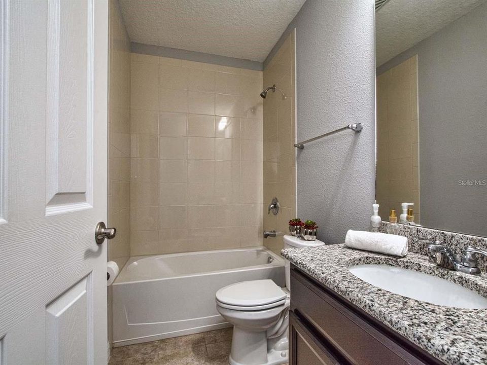 En Venta: $789,000 (4 camas, 4 baños, 3141 Pies cuadrados)