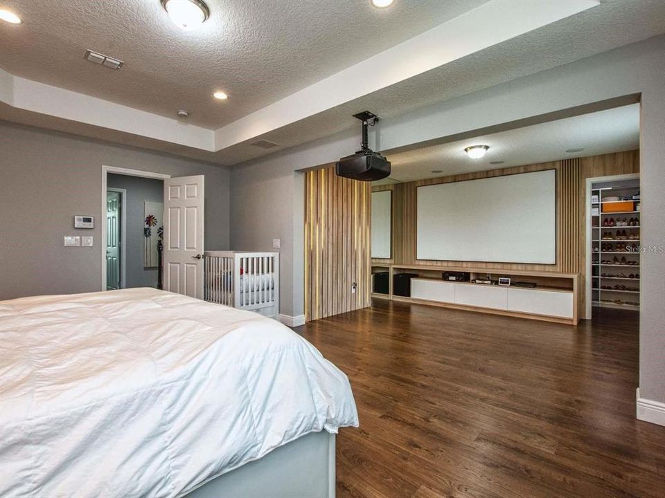 En Venta: $789,000 (4 camas, 4 baños, 3141 Pies cuadrados)