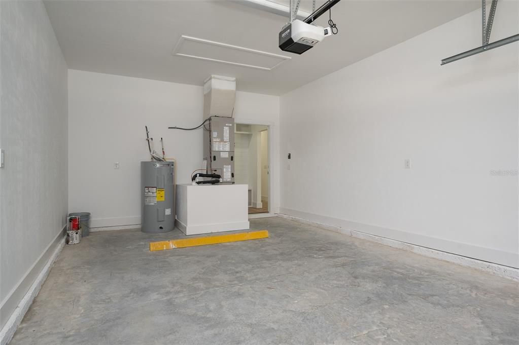 For Sale: $257,900 (3 beds, 2 baths, 1241 Square Feet)