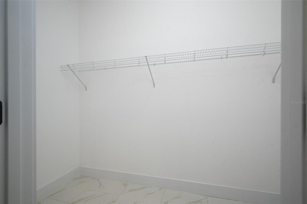 For Sale: $257,900 (3 beds, 2 baths, 1241 Square Feet)