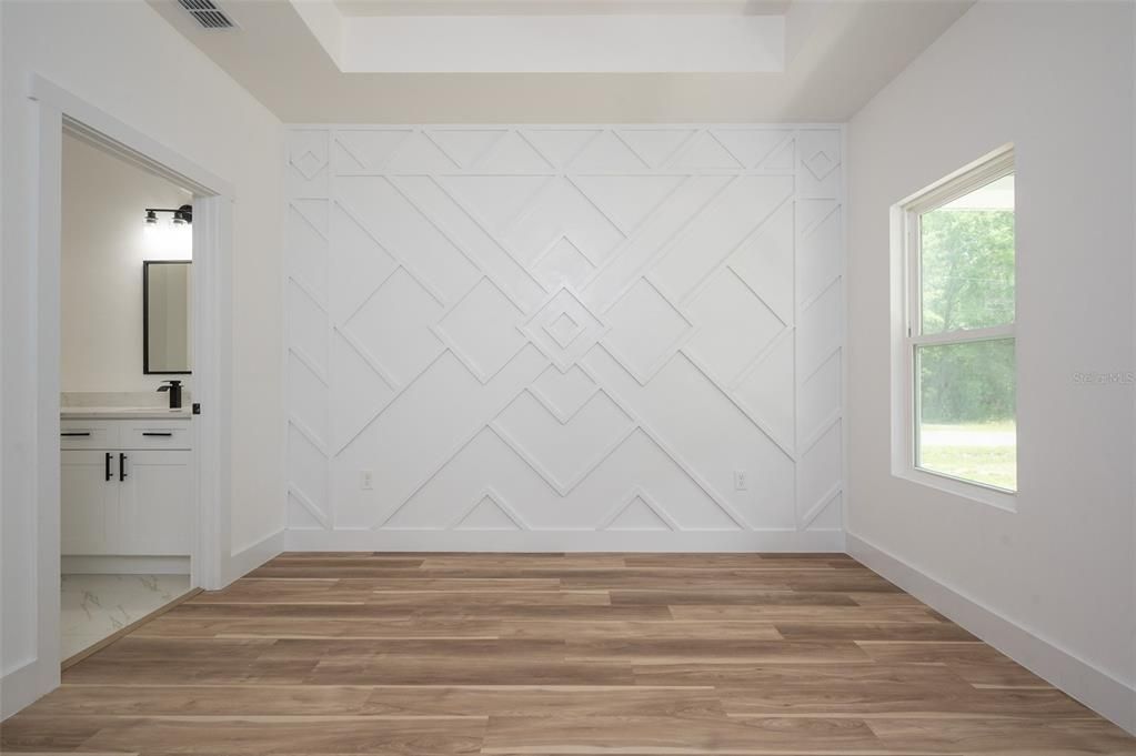 For Sale: $257,900 (3 beds, 2 baths, 1241 Square Feet)