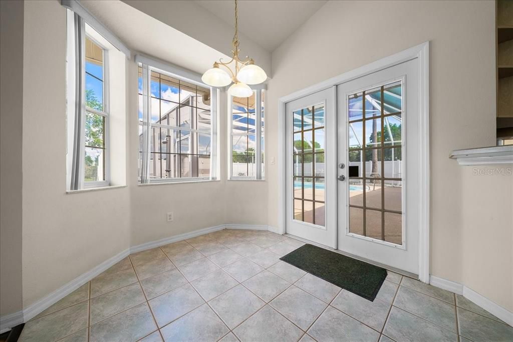For Sale: $650,000 (3 beds, 2 baths, 2163 Square Feet)