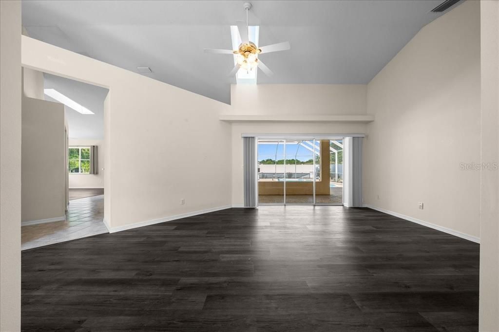 For Sale: $650,000 (3 beds, 2 baths, 2163 Square Feet)