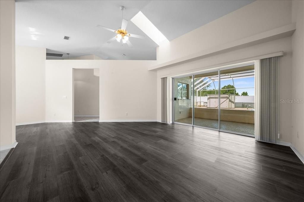 For Sale: $650,000 (3 beds, 2 baths, 2163 Square Feet)