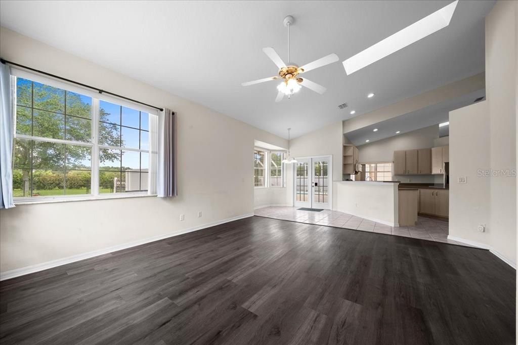 For Sale: $650,000 (3 beds, 2 baths, 2163 Square Feet)
