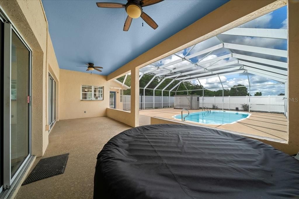 For Sale: $650,000 (3 beds, 2 baths, 2163 Square Feet)