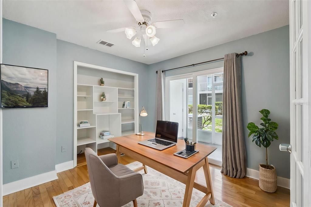 Activo con contrato: $225,000 (3 camas, 2 baños, 1151 Pies cuadrados)