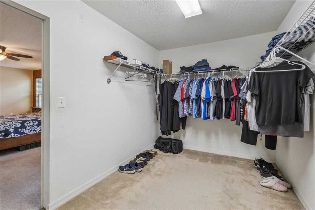 Active With Contract: $399,000 (5 beds, 3 baths, 3648 Square Feet)
