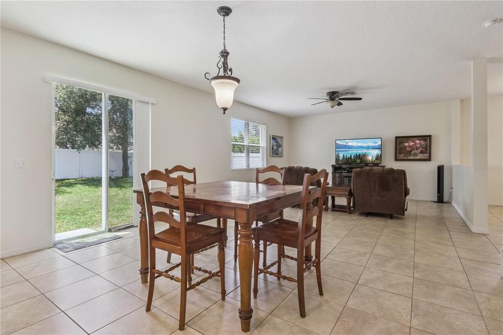 Active With Contract: $399,000 (5 beds, 3 baths, 3648 Square Feet)