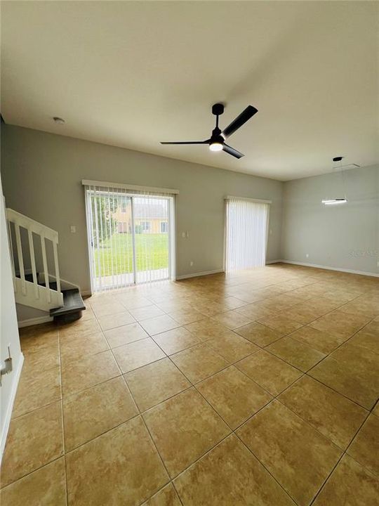 For Rent: $2,350 (3 beds, 2 baths, 1455 Square Feet)