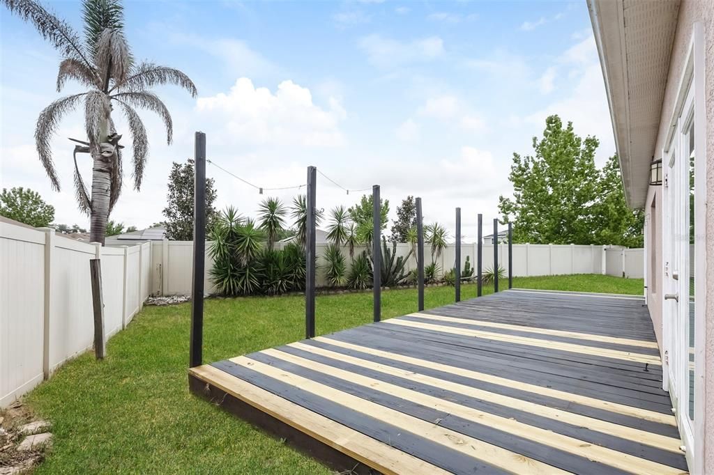 На продажу: $364,900 (3 спален, 2 ванн, 1550 Квадратных фут)