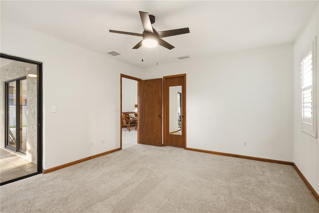 Activo con contrato: $424,900 (3 camas, 2 baños, 1548 Pies cuadrados)