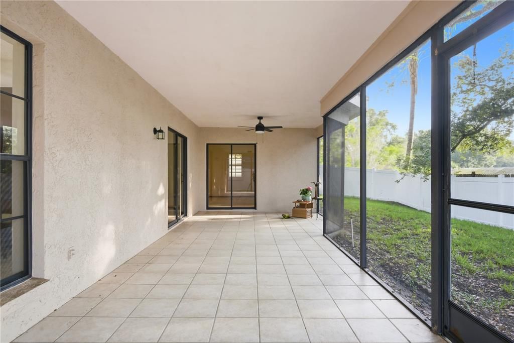 Activo con contrato: $424,900 (3 camas, 2 baños, 1548 Pies cuadrados)