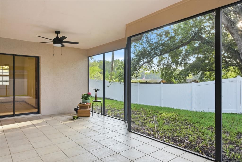Activo con contrato: $424,900 (3 camas, 2 baños, 1548 Pies cuadrados)