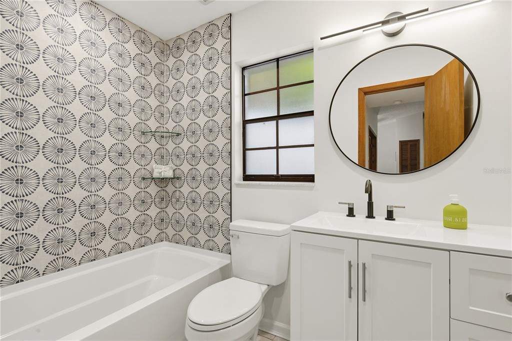 Activo con contrato: $424,900 (3 camas, 2 baños, 1548 Pies cuadrados)