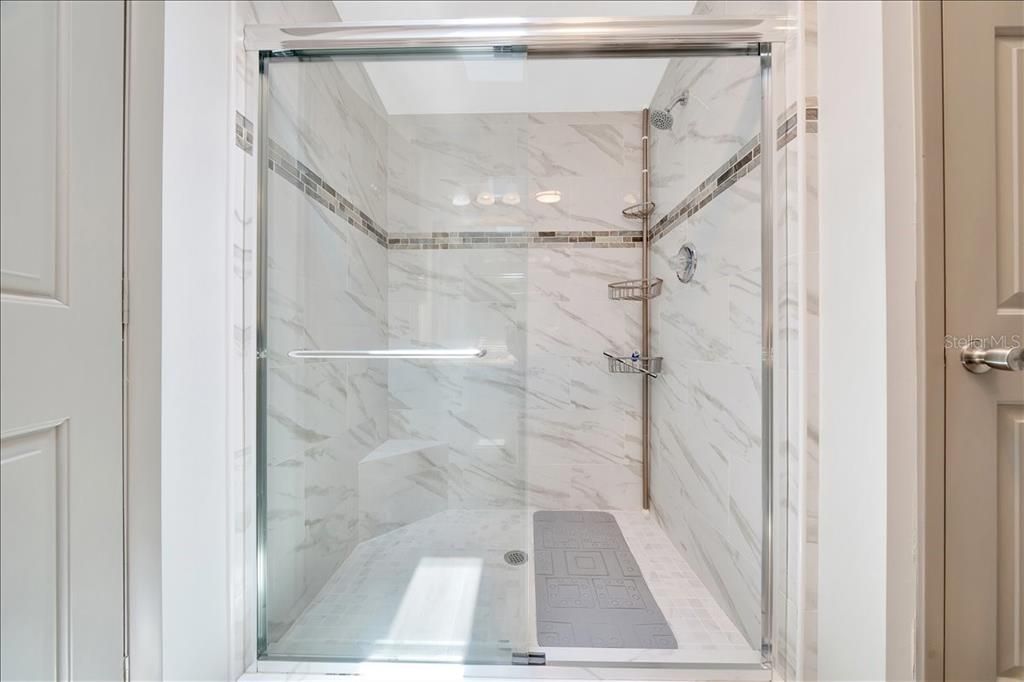For Sale: $294,000 (2 beds, 2 baths, 1456 Square Feet)