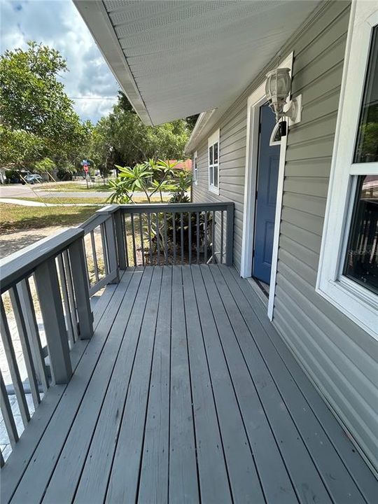 For Rent: $2,499 (3 beds, 1 baths, 1012 Square Feet)