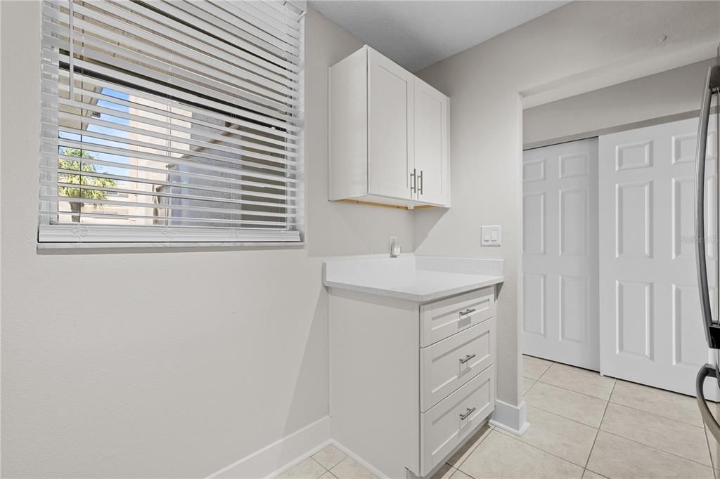 : $199,900 (2 beds, 2 baths, 1050 Square Feet)