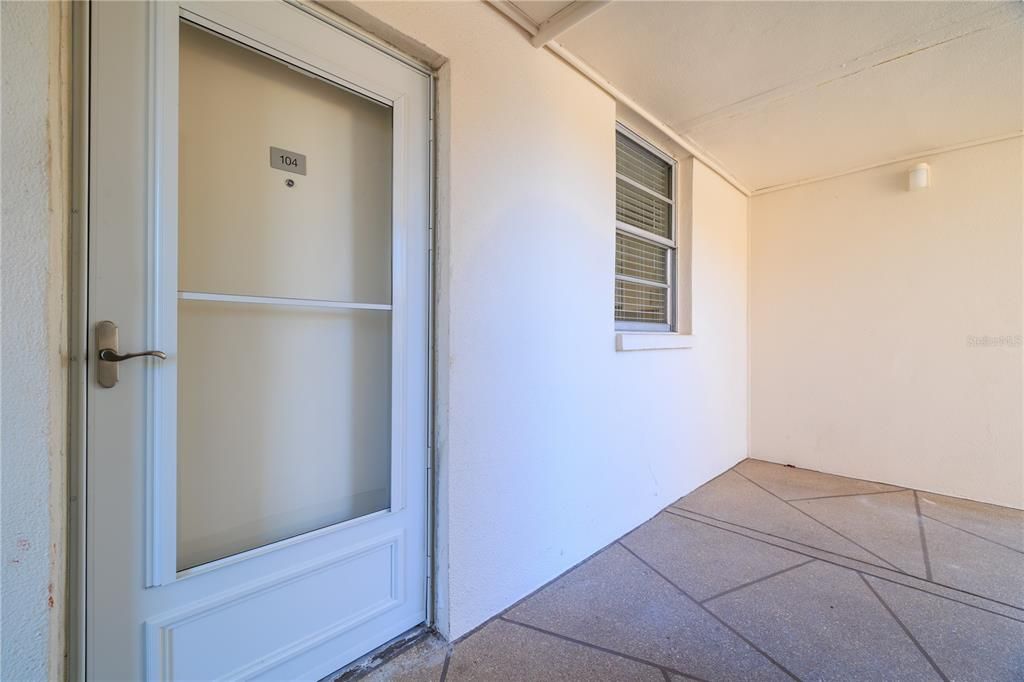 : $199,900 (2 beds, 2 baths, 1050 Square Feet)
