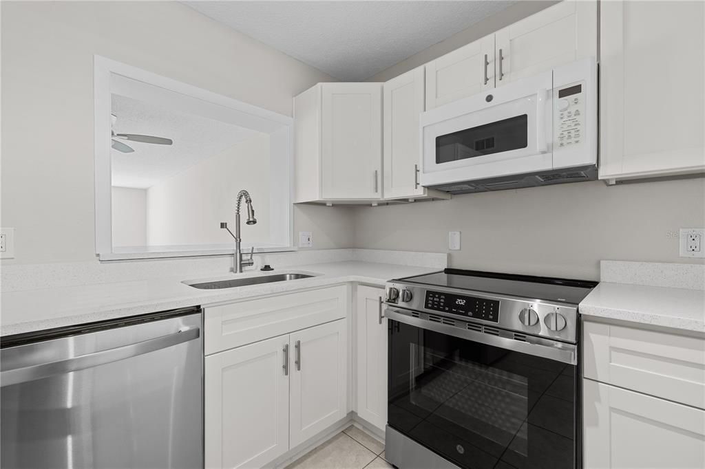 : $199,900 (2 beds, 2 baths, 1050 Square Feet)
