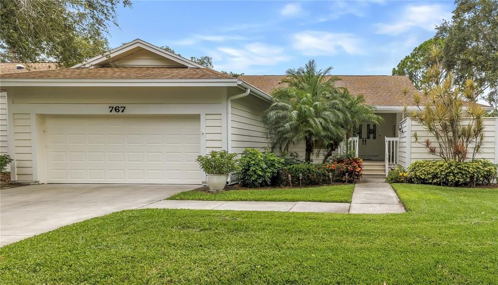 For Sale: $669,000 (3 beds, 2 baths, 1628 Square Feet)