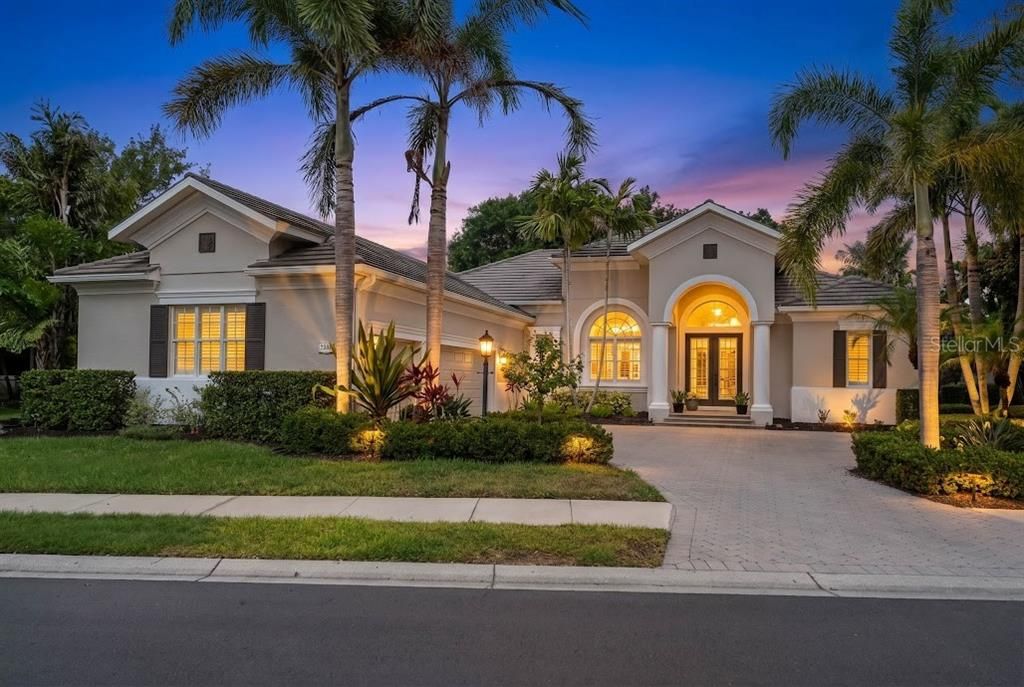 На продажу: $1,999,000 (4 спален, 4 ванн, 3871 Квадратных фут)