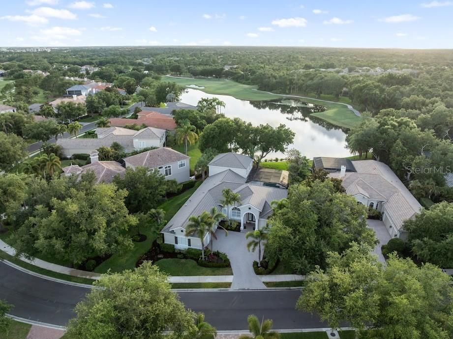 На продажу: $1,999,000 (4 спален, 4 ванн, 3871 Квадратных фут)