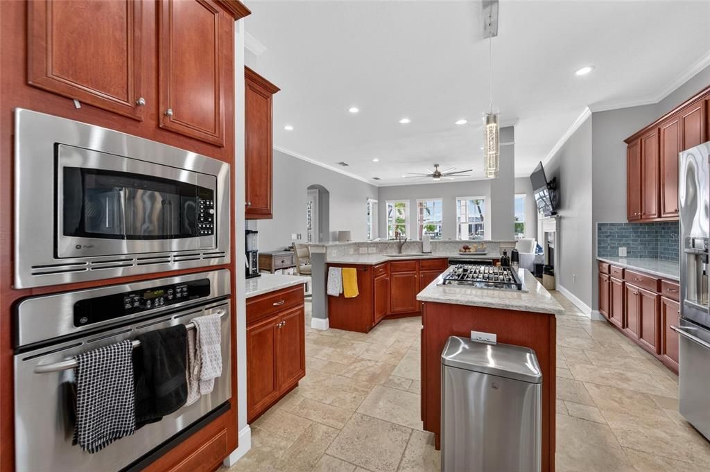 For Sale: $1,250,000 (4 beds, 3 baths, 3360 Square Feet)