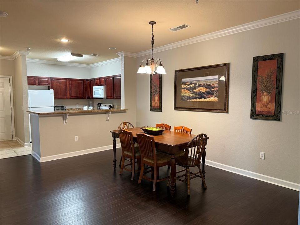 For Rent: $1,800 (2 beds, 2 baths, 1134 Square Feet)
