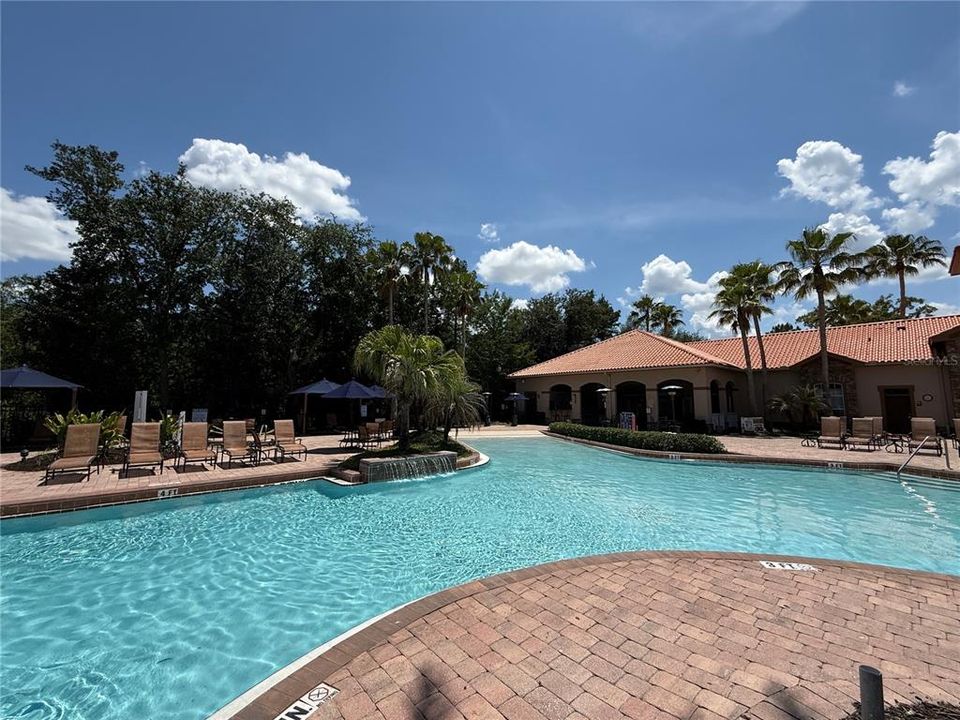 For Rent: $1,800 (2 beds, 2 baths, 1134 Square Feet)