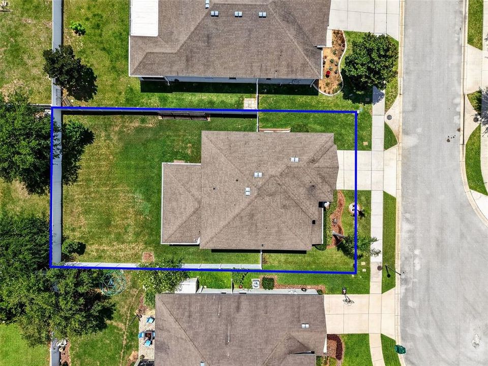 For Sale: $395,000 (5 beds, 3 baths, 2601 Square Feet)