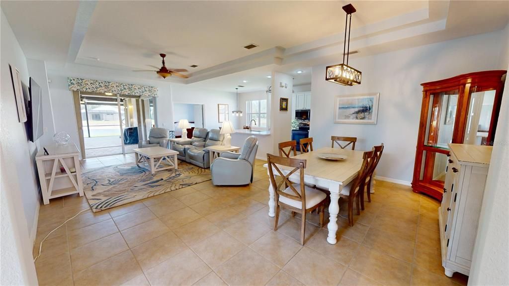 For Sale: $450,000 (3 beds, 3 baths, 1996 Square Feet)