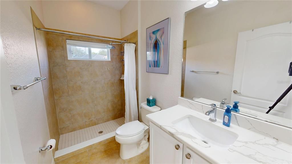 For Sale: $450,000 (3 beds, 3 baths, 1996 Square Feet)