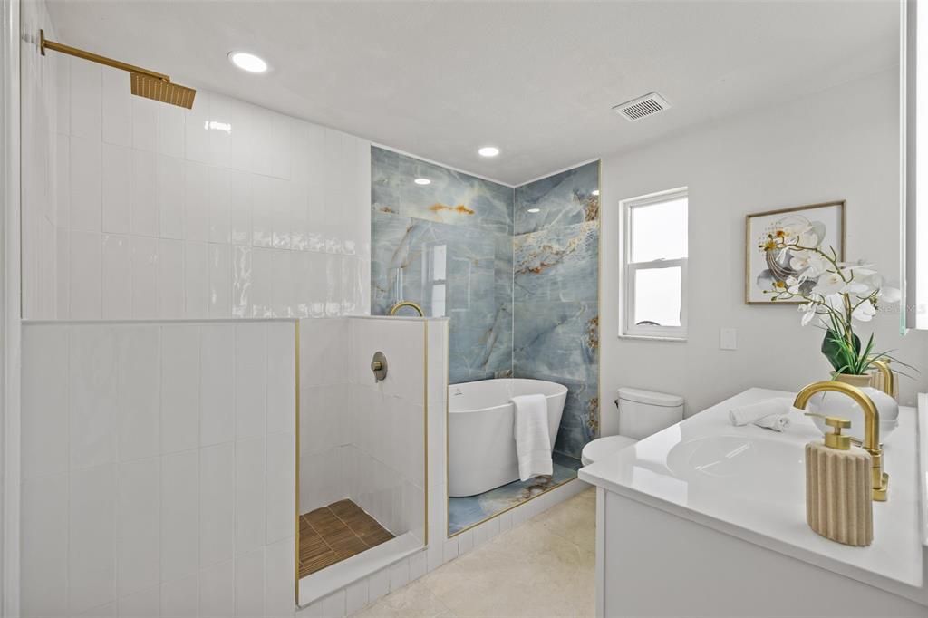 For Rent: $4,200 (4 beds, 2 baths, 2126 Square Feet)