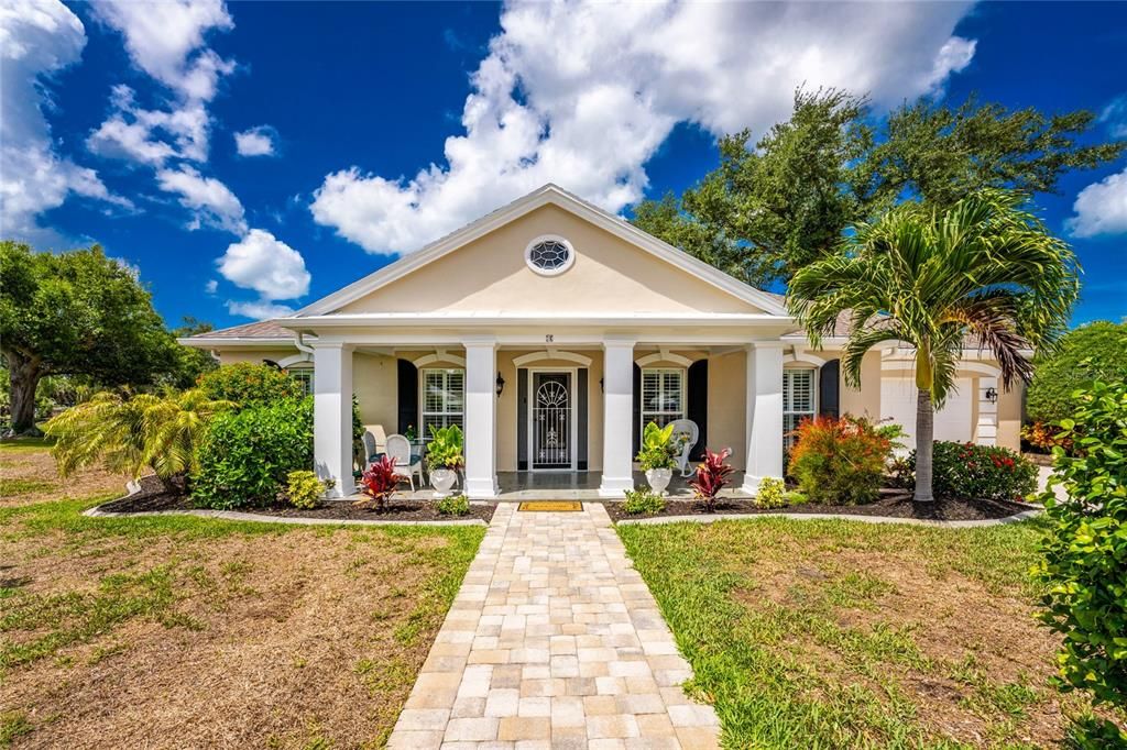 En Venta: $439,900 (3 camas, 2 baños, 2471 Pies cuadrados)