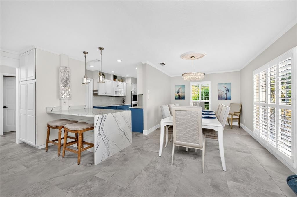 En Venta: $439,900 (3 camas, 2 baños, 2471 Pies cuadrados)