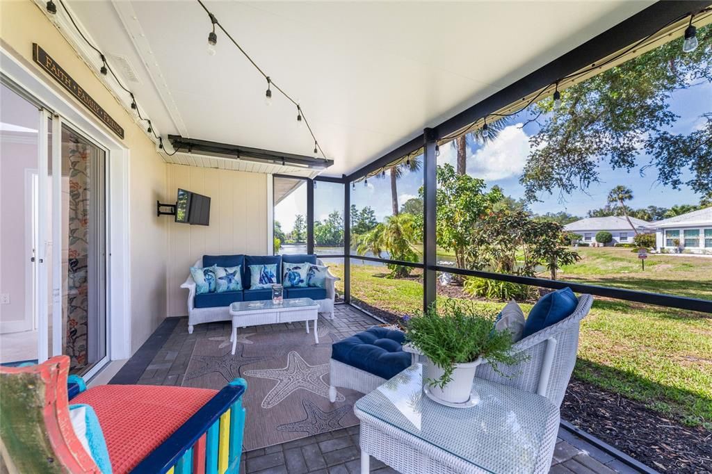 En Venta: $439,900 (3 camas, 2 baños, 2471 Pies cuadrados)