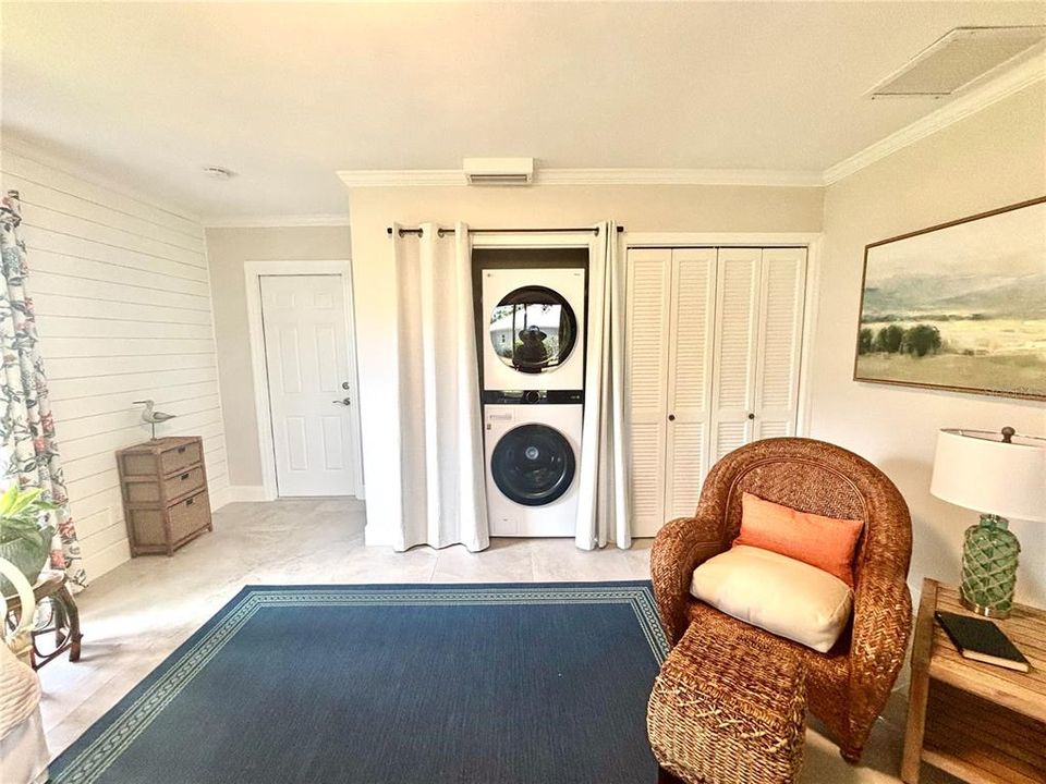 En Venta: $439,900 (3 camas, 2 baños, 2471 Pies cuadrados)